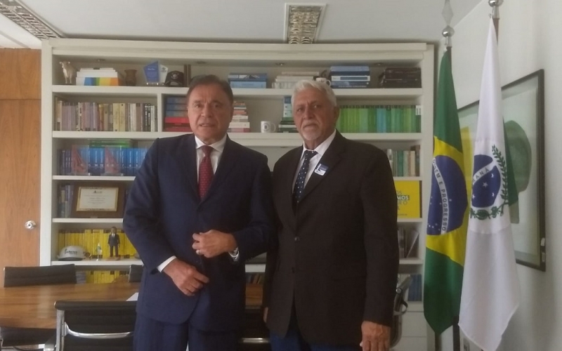 Prefeito Gervasone com o Senador Álvaro Dias em Brasília